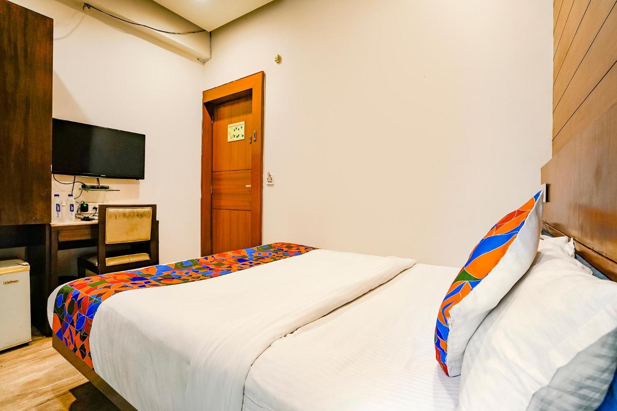 Fabhotel Kyra - Near Airport Road Ahmedabad Ngoại thất bức ảnh
