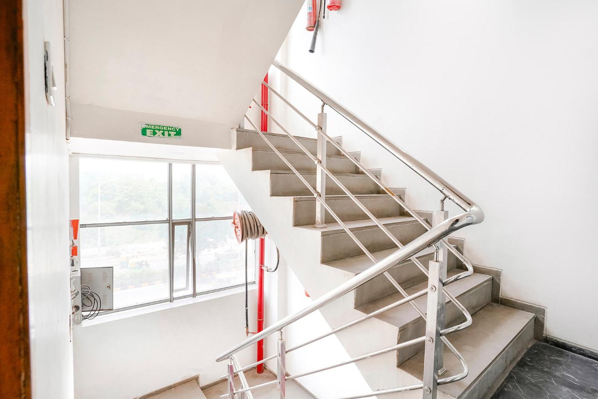 Fabhotel Kyra - Near Airport Road Ahmedabad Ngoại thất bức ảnh