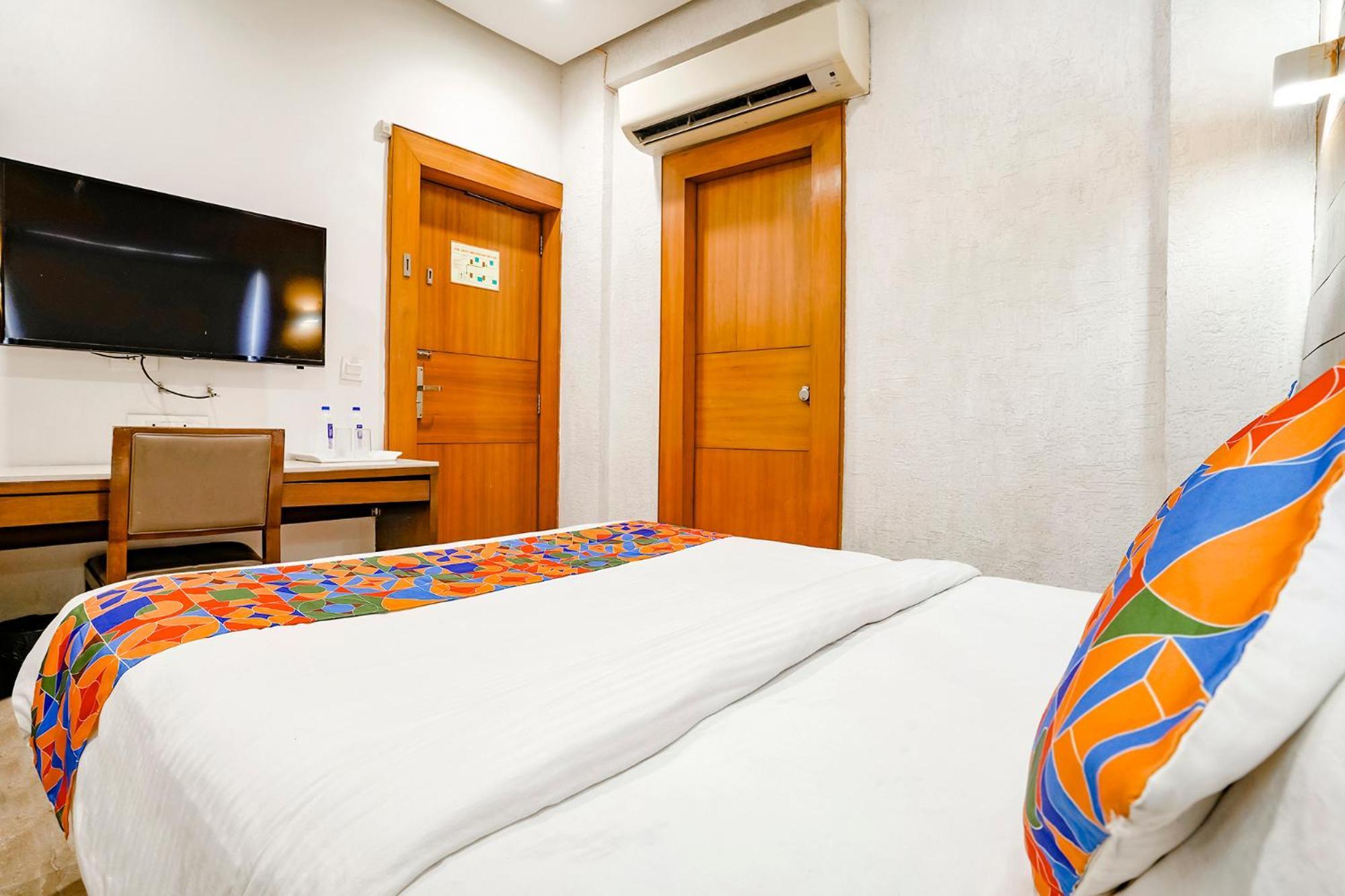 Fabhotel Kyra - Near Airport Road Ahmedabad Ngoại thất bức ảnh